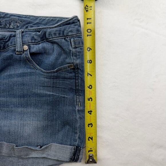 Express Women's Denim Jean Shorts Size 8 Cuffed Festival Cowgirl Beach Casual - Picture 4 of 8